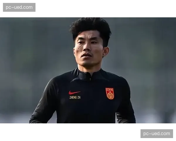 青岛西海岸郑智执教容错率低，球迷媒体天然对比邵佳一